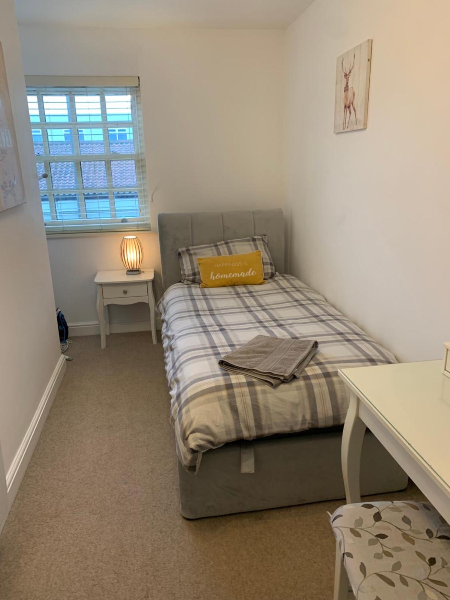 2 Bedroom Duplex Apartment Bawtry Bagian luar foto